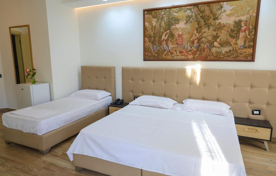 Triple Room